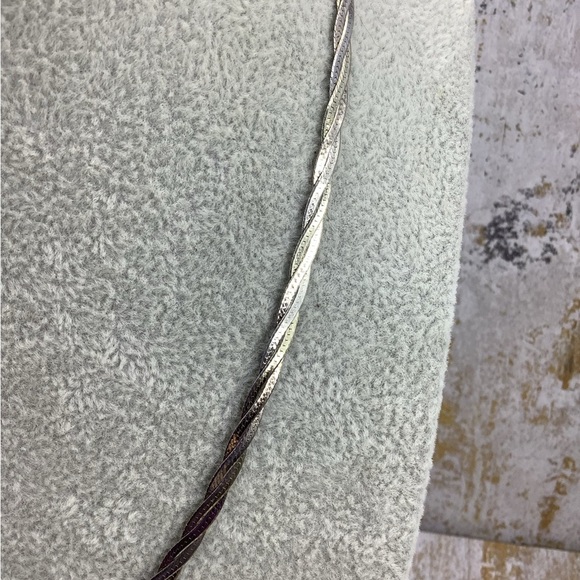 Gorgeous Vintage . 925 Sterling Silver Braided Necklace Italian - Picture 3 of 6